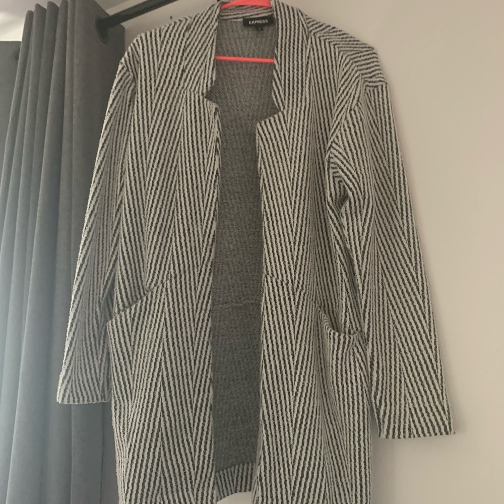 Gorgeous express cardigan!